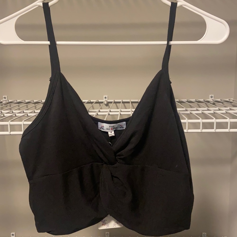 NWT * Poof New York Black Twist Front Crop Top in Size Medium